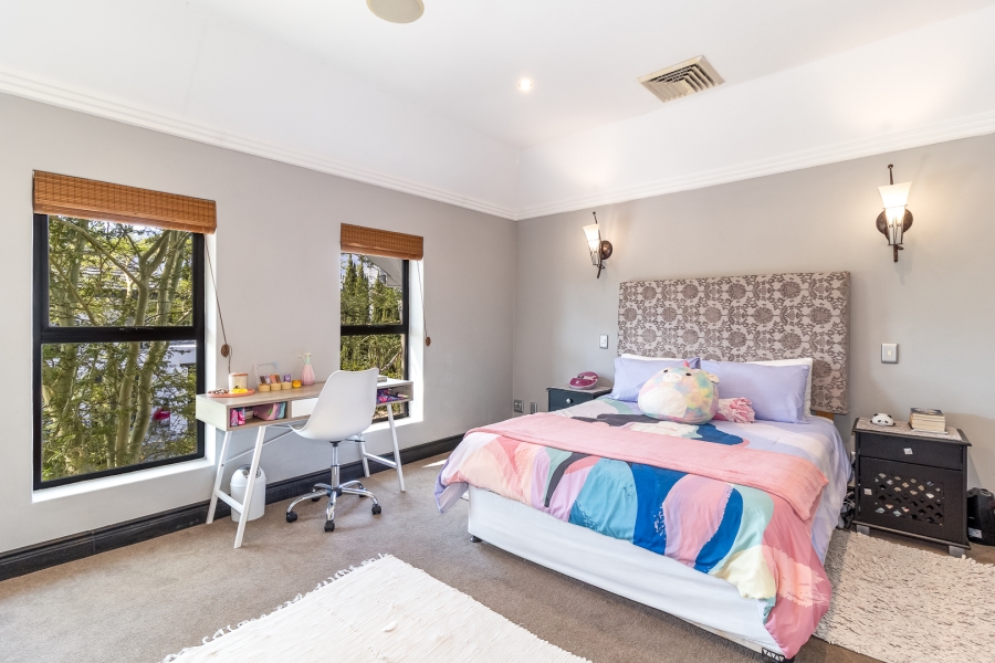 4 Bedroom Property for Sale in Pearl Valley at Val de Vie Western Cape